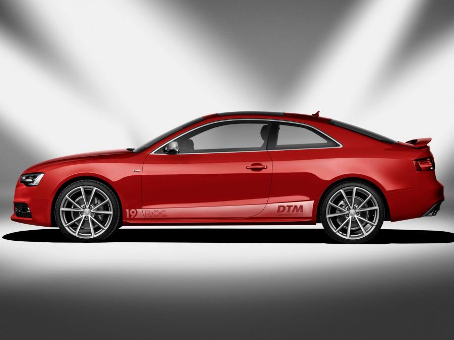  Audi A5 Coupe DTM Champion 2013 года  (фото 3 из 7)